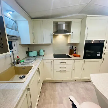 Lakeside Carrowmoreknock