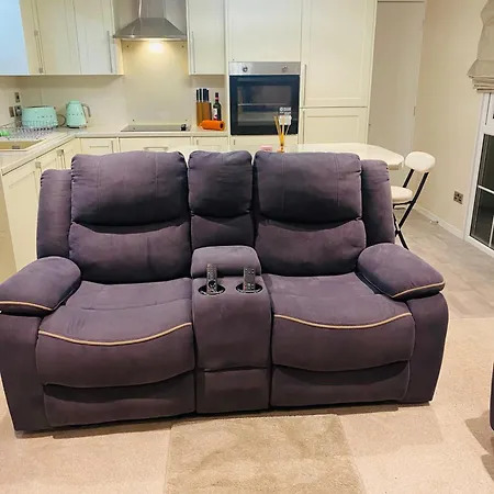 Lakeside * Carrowmoreknock