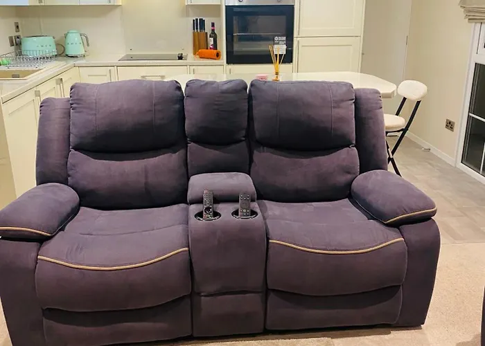 Lakeside * Carrowmoreknock